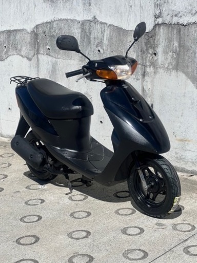 まだ取引可能‼️大人気セール‼️安心のバッテリー新品✨️前後タイヤ新品✨️ドライブベルト\u0026ウエイトローラー新品✨️嬉しいシート張り替え♪オイル満タン補充済み2サイクルでパワフルな走り少しでも安心して乗り出したい人にオススメCA1PA レッツ2✴