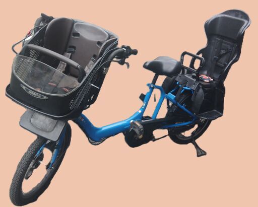 010土日もお子様と土足のまま、いろいろなタイプの電動自転車のご試乗可能です。  電動自転車・リサイクル専門店　　ご試乗をしてから、ご購入できます。  ️２０インチ、チャイルドシート、２人乗り、３人乗り、１人乗り電動自転車  バカ良心的な電動自転車屋１００日間・安心の無料点検・️無料交換保証サービス付き  後ろチャイルドシートを大きめのかごに変更のオプション無料です。  バッテリーは新品の９０％以上の性能です。  １回の充電で３０Ｋｍ程度走行可能