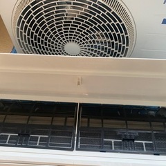 美品パナソニック　エアコンCS221DFL 2021年製