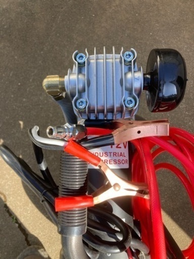 コンプレッサー12v