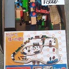 【中古】木製　トーマス機関車おもちゃ