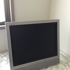 【無料】液晶カラーテレビ　AQUOS LC-15E1-S