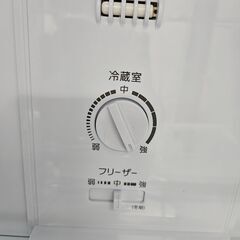 リサイクルショップどりーむ荒田店 No9977　一人暮らしに最適サイズ♪　アクア　２ドア冷蔵庫　2021年製　容量126L