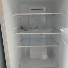 ヤマダ電機ノンフロン冷凍冷蔵庫YRZ-F15G1 　2021年式