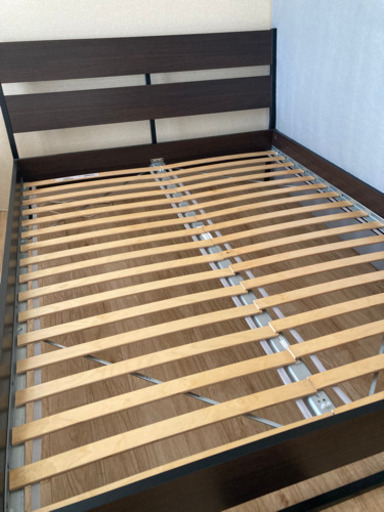 IKEA クイーンサイズ　ベッド　TRYSIL