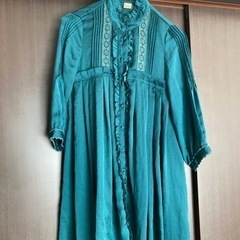 緑のドレス　Mサイズ