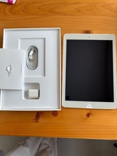 iPad Air2ゴールド 64G   日本語必須！