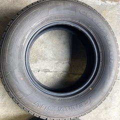 265/65R17  4本