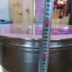 光るテーブル　ホイール