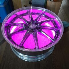 光るテーブル　ホイール