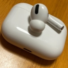 Apple AirPods Pro 第一世代 充電ケース、右耳イヤホン