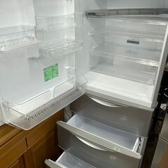 リサイクルショップどりーむ鹿大前店　No7585 冷蔵庫　22,000円→17,600円値下げ！　３５５L　サンヨー　2010年製　キレイ目♪　動作確認OK♪