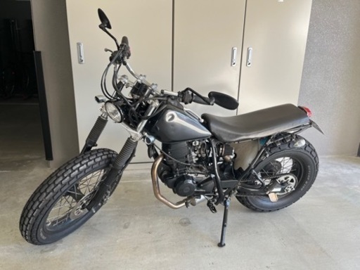 ヤマハ　tw200