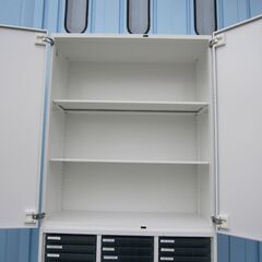 上下書庫セット　両開き/3列22段クリアケース　コクヨ製エディア　BWUH-SU59SAWN　鍵無し・作成可能1100円/本