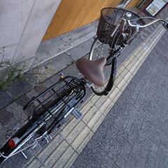 美品☆Swell[スウェル]27吋ファッションファミリーサイクル 外装6段/LEDオート/ブラック