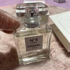 値下有新品CHANEL No.5ローオードゥトワレット 35ml