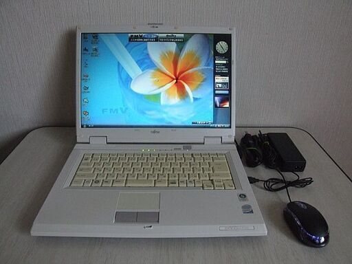 Fujitsu FMV-BIBLO NF/A50 ノートパソコン（4042-3）