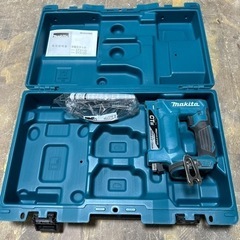 makita 充電式タッカー　ST312D 18V