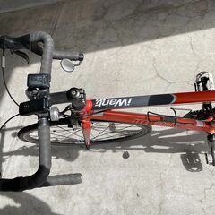 快適な通勤・通学に最適なロードバイクを出品します！ 非常に使い勝手の良い、入門車としては申し分のない１台!!　