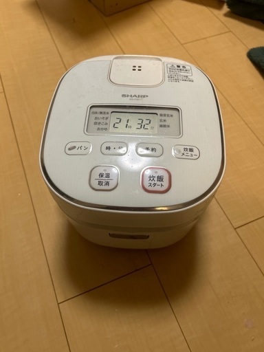炊飯器　3合炊き　2017年製