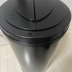 【ネット決済・配送可】ZitA 自動開閉ゴミ箱　45リットル