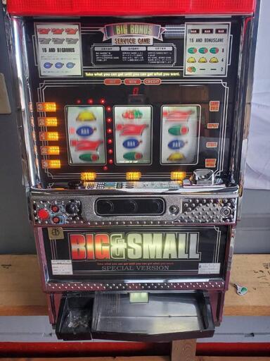 スロット実機　ﾋﾞｯｸﾞｱﾝﾄﾞｽﾓｰﾙ(BIG\u0026small)　超激レア台❕