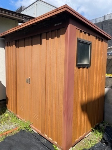 予定者決定‼️窓付き倉庫コンテナ家具 収納家具 物置