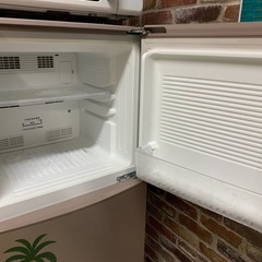 【引き取り限定70%off！】ユーイング MR-F140D(S)冷凍冷蔵庫