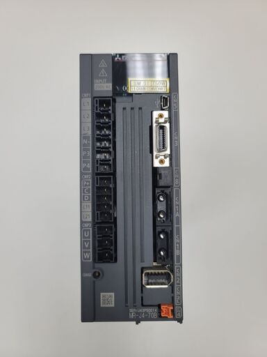 MR-J4-70B 三菱　サーボ　アンプ