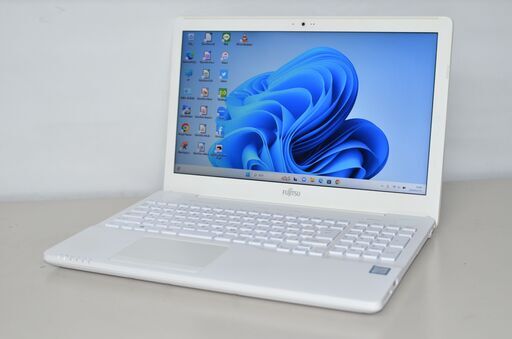 中古良品ノートパソコン 富士通 AH50/B3 Windows11+office 爆速SSD512GB core i7-7700HQ/メモリ8GB/15.6インチ/カメラ/無線/DVDマルチ搭載