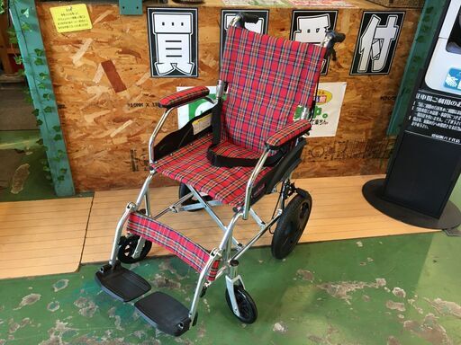 【愛品館八千代店】カドクラ　アルミ介助用車椅子　A604-ACR