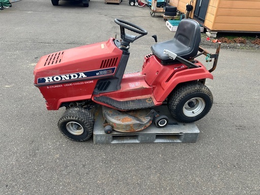 HONDA HT3813　乗車式芝刈り機