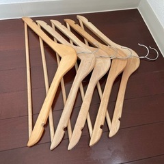 木製ハンガー③