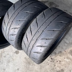 バリ溝　シバタイヤTW200 255/40 R18