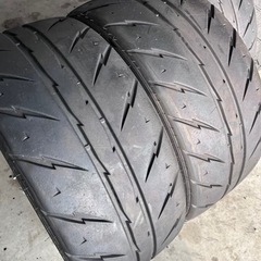 バリ溝　シバタイヤTW200 255/40 R18