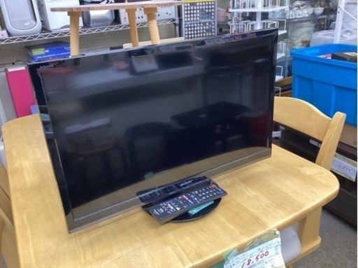 万代店　シャープAQUOS2019年24インチ