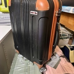 機内持ち込み可能サイズ スーツケース