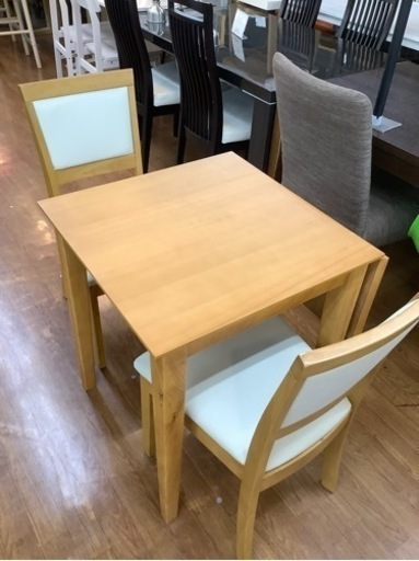 家具の大丸のダイニング3点セット入荷しました！