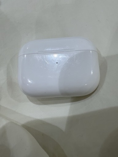 ヘッドフォン AirPods Pro 2 lightning