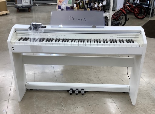 電子ピアノ　CASIO     PX-760WE
