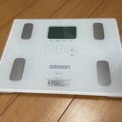 体重計OMRON HBF-212ホワイト
