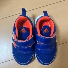 adidasスニーカー13㎝