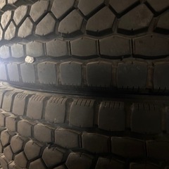 11R22.5   16pr  ブリヂストン　ダンプ　トラック　大型　タイヤ BS MIX