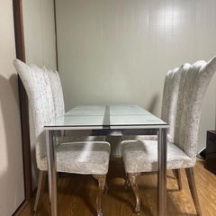 【中古】ダイニングテーブルとチェア　5点セット