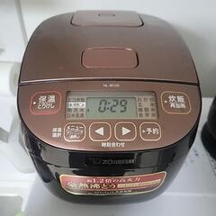 【ZOJIRUSHI】炊飯器