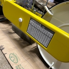 3万円です播種機手押し美品、アグリテクノメーカー野菜種まきはかなり楽です