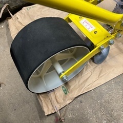 3万円です播種機手押し美品、アグリテクノメーカー野菜種まきはかなり楽です