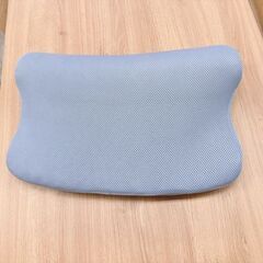 【新品未使用】蒸れない枕　高硬度・高反発素材　丸ごと洗濯可能　ブルー