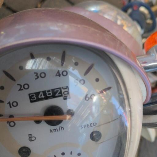 ホンダ スクーピー ピンクホワイト 3500キロ？ クレアスクーピー