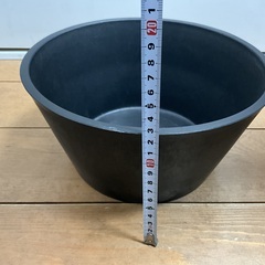 厚めのプラスチック睡蓮鉢(黒)　A 最終値下げ